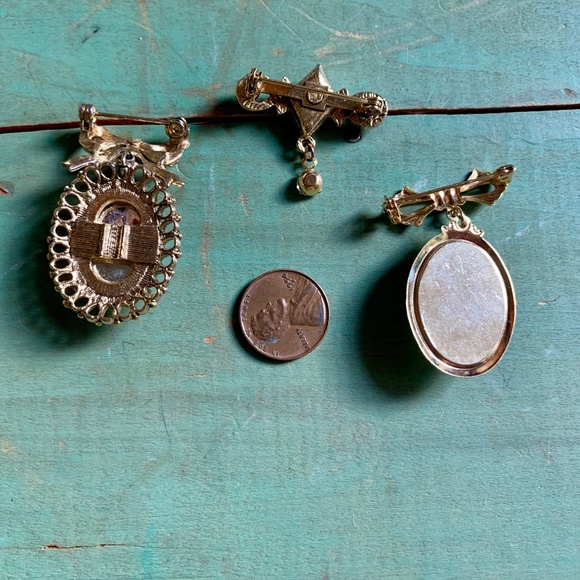 Vintage Victorian Style Pin Lot - Stocking Stuffer Gift - Sweetheart gift - Picture 2 of 3